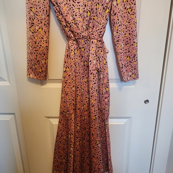 LEITH by Nordstrom satin pink leapard long sleeve wrap 3/4  dress - Picture 4 of 4